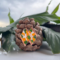 Limon Sarısı Yeşil Beyaz Mineli Geometrik Bakır Küpe