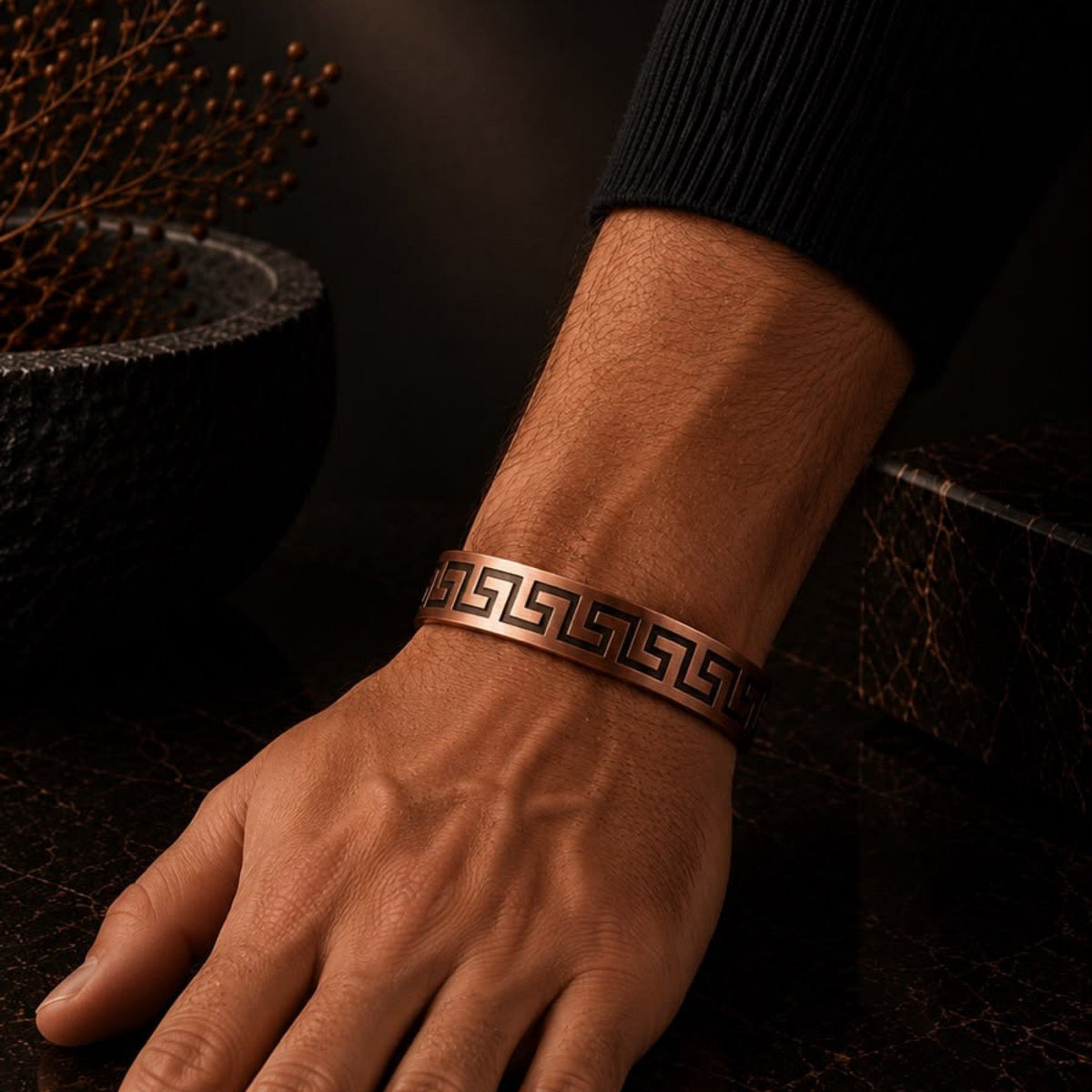 Meander Şerit Desenli Bakır Kelepçe Bileklik (Unisex)